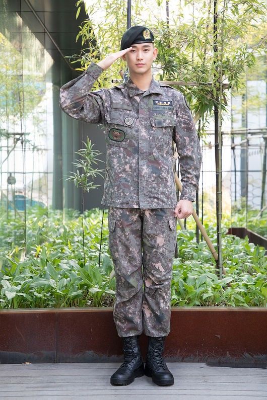 Hwang In Yeop Military Enlistment - Korean Idol